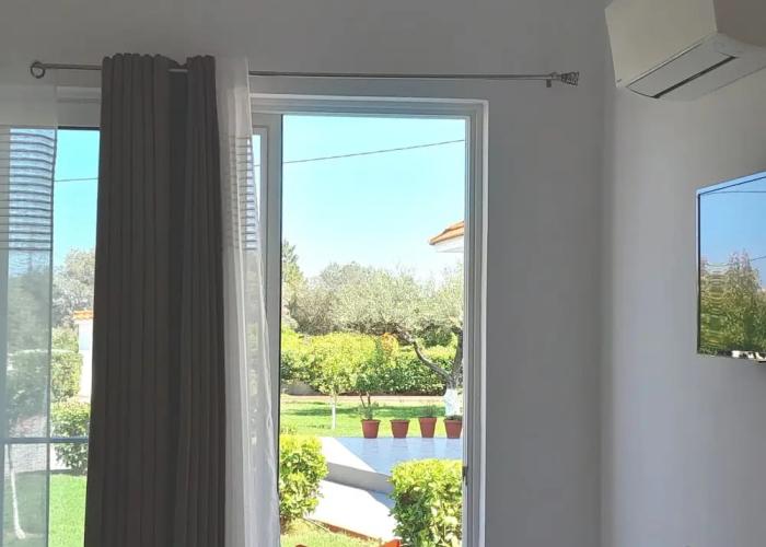 Villa Maroula