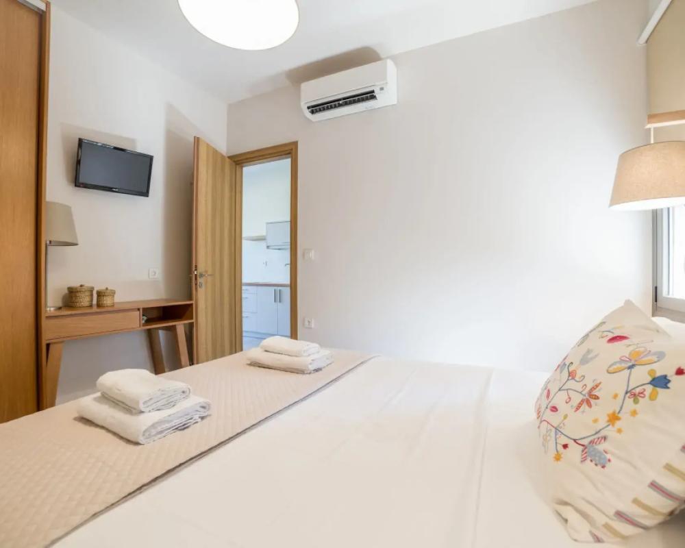 фото Lemonia Accommodations