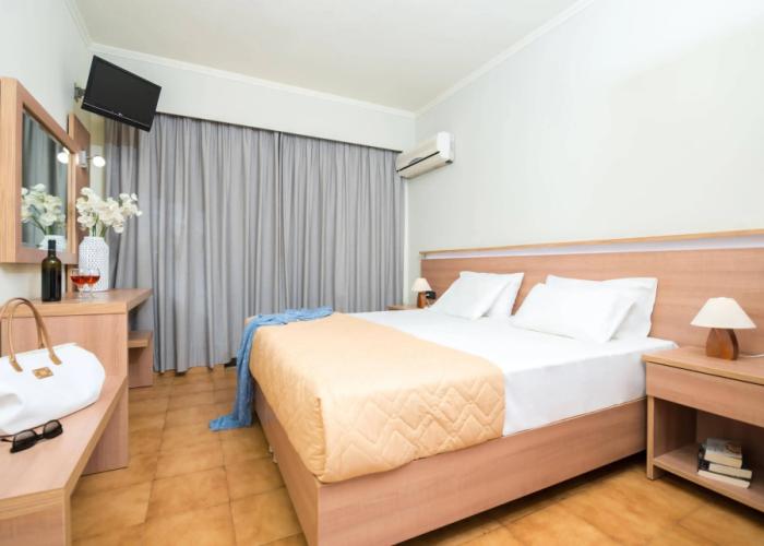 Ilios Hotel