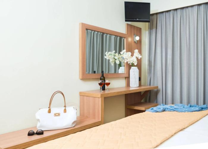 Ilios Hotel