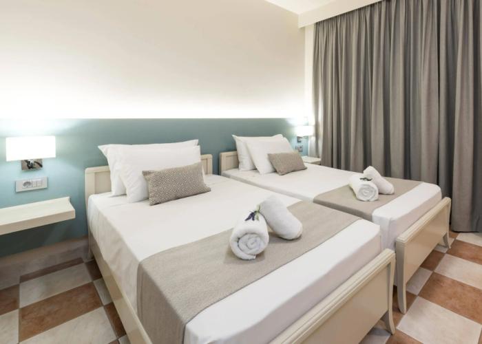 Ilios Hotel