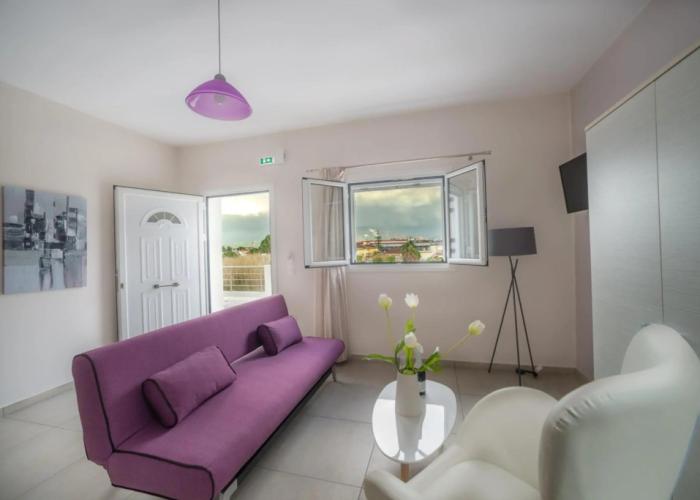 Tesys Studios & Apartments