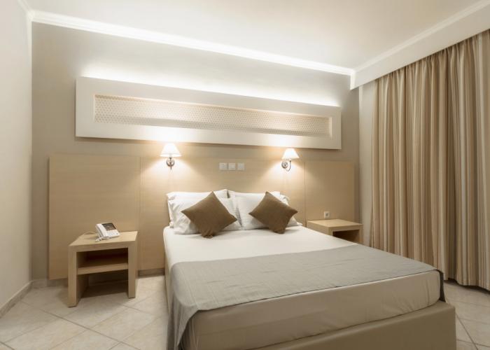 Karras Hotel