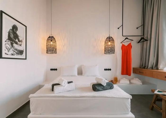Kalathos Square Luxury Suites