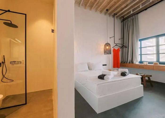 Kalathos Square Luxury Suites