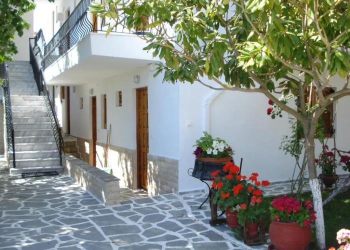 Apartments Eytyxia
