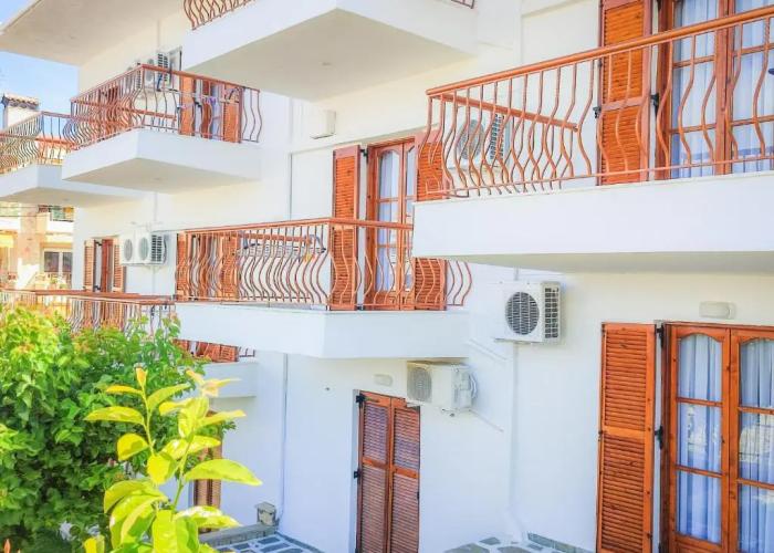 Apartments Eytyxia