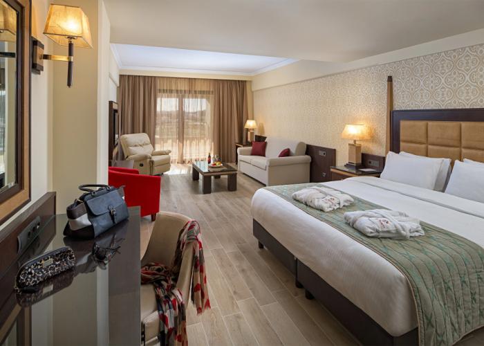 La Marquise Luxury Resort Complex