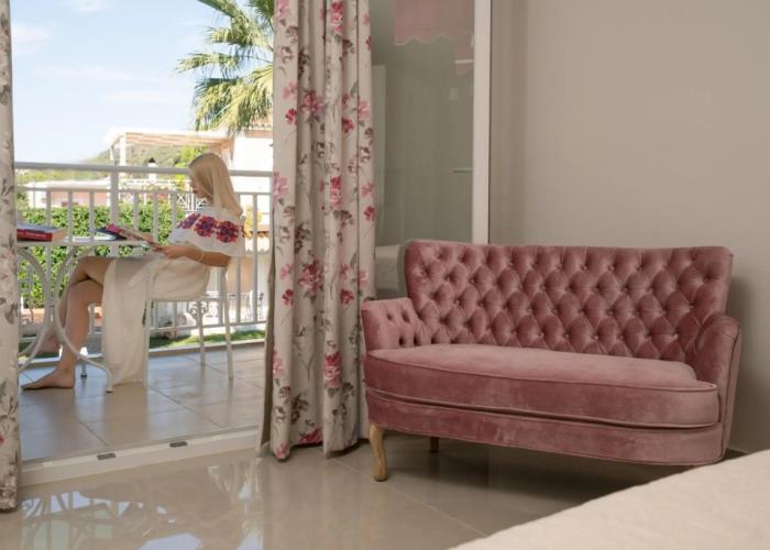 Aeolos Boutique Resort and Suites
