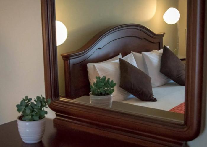 Leone Luxury Villas