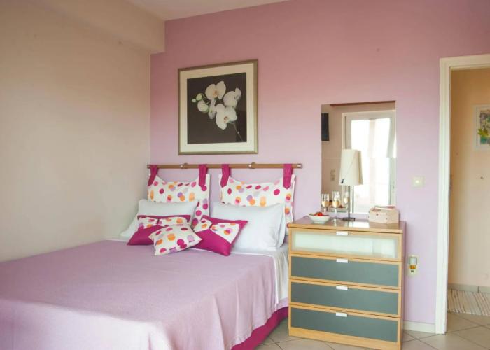 Stamatakis Boutique Studios