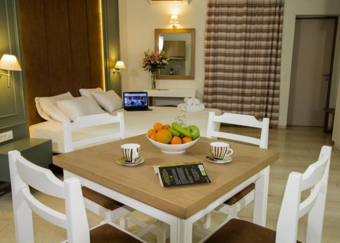 Elia Stalos Apartments