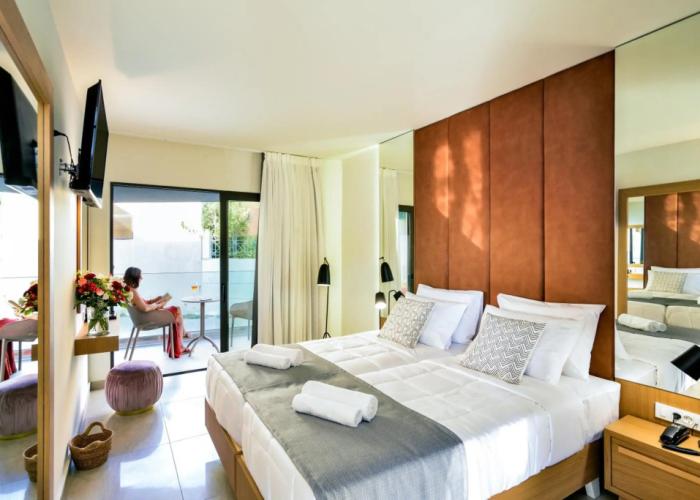 Elia Agia Marina Hotel
