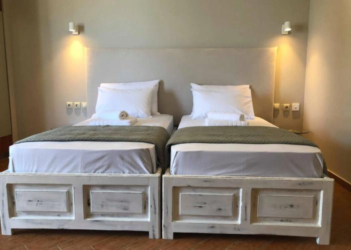 Girogiali Hotel