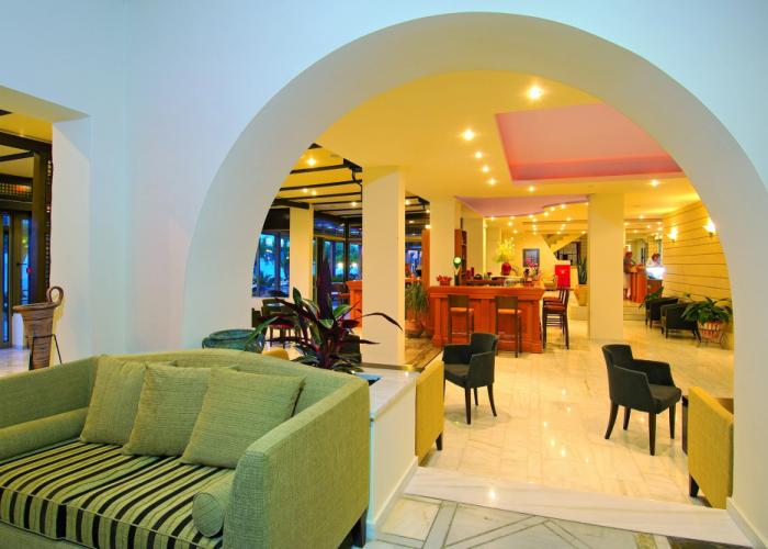 Santa Marina Beach Hotel