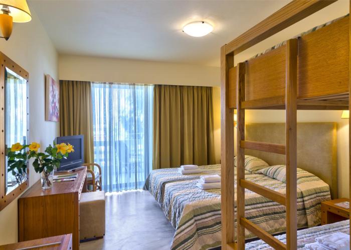 Santa Marina Beach Hotel