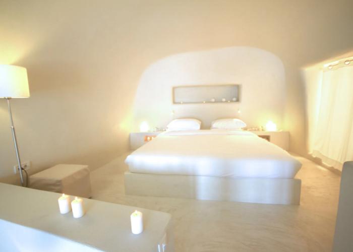 270 Oia's View