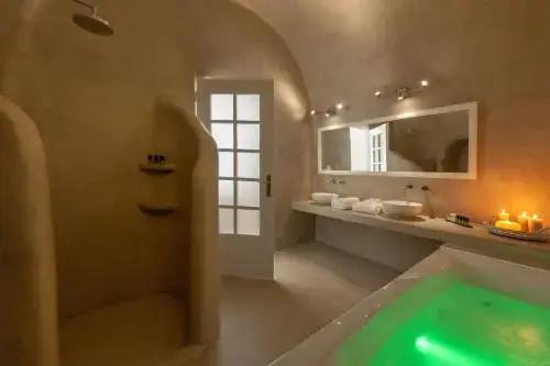 Thirea Suites Oia Sanatorini