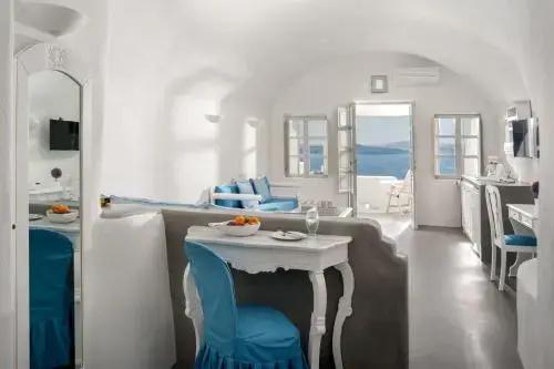 Thirea Suites Oia Sanatorini