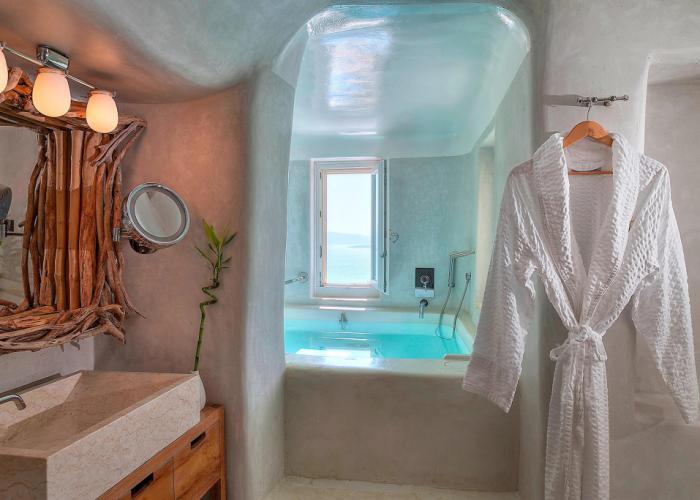 Mystique, a Luxury Collection Hotel, Santorini