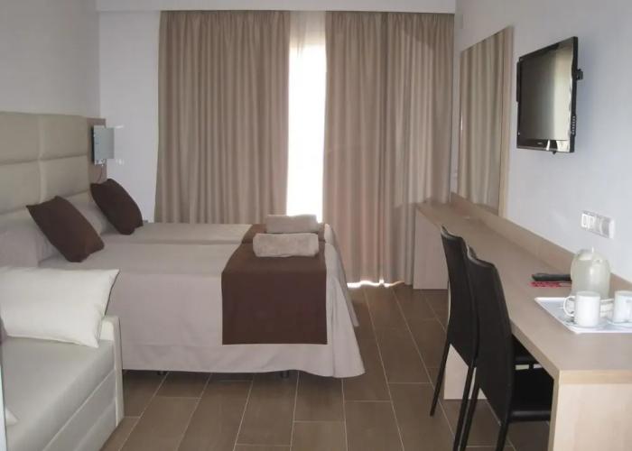 Hostal La Cigüeña