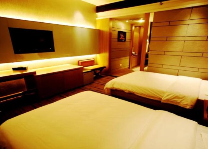 Manhattan Hotel