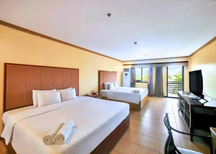 Whiterock Beach Hotel + Waterpark