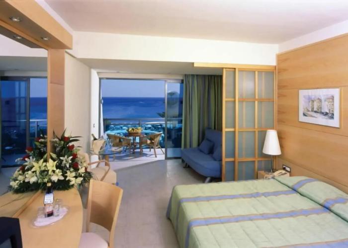 Calypso Beach Hotel