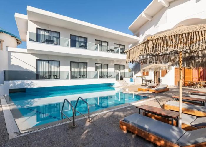 Aquarius Beach Hotel