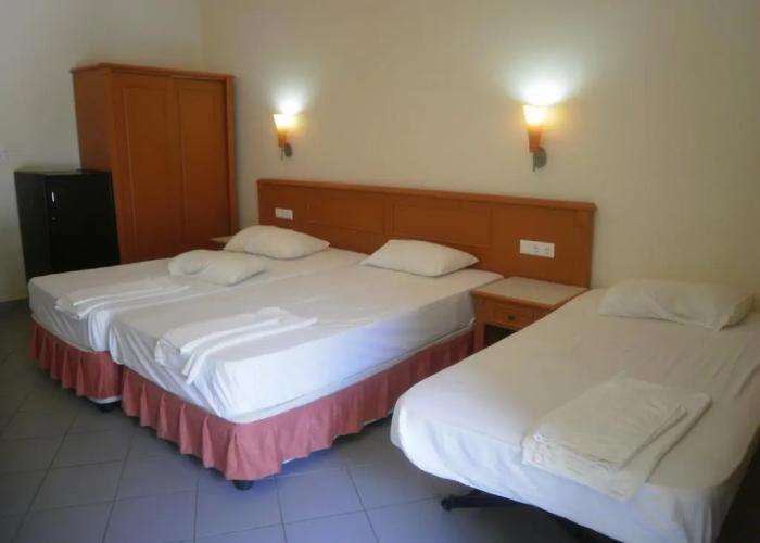 Aquarius Beach Hotel