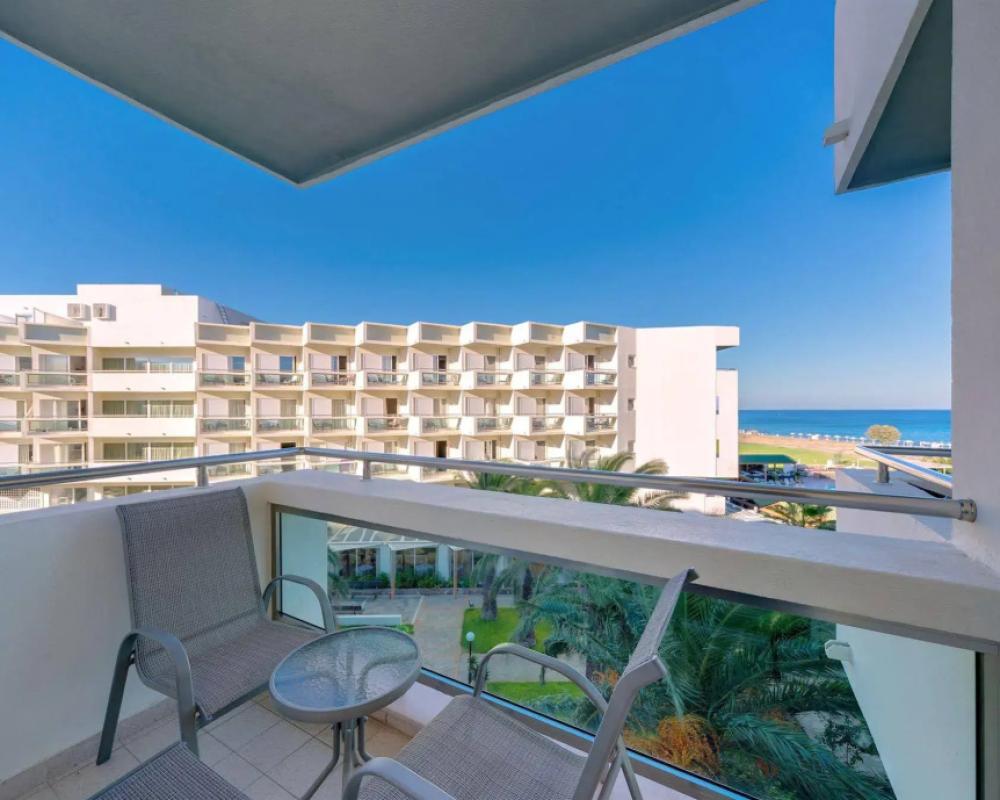 фото Apollo Beach