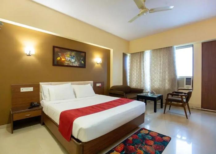 Hotel Express Inn Next To BigBazar	
