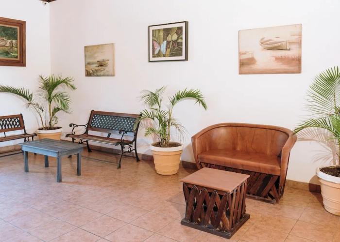 Hotel Cayman Suites