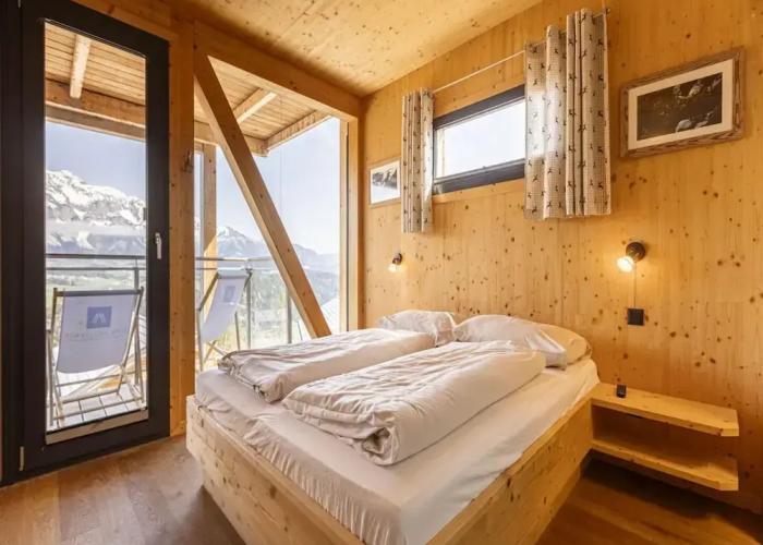 Chalet With Panoramic Sauna