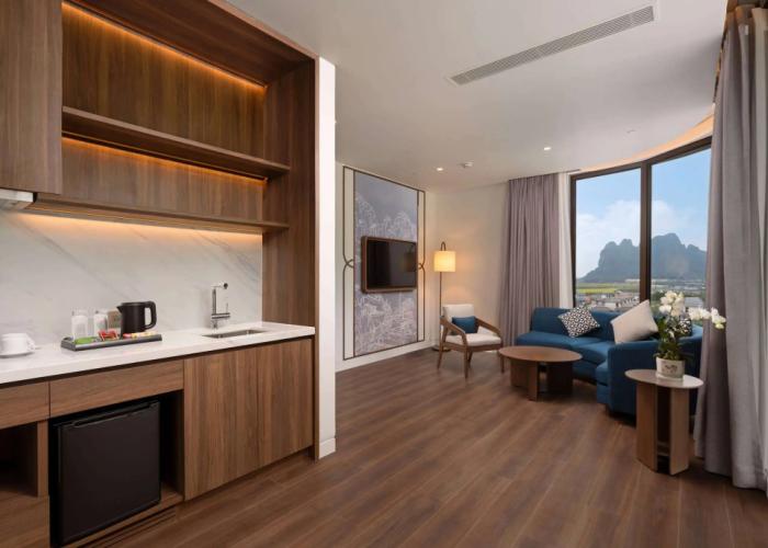 Wyndham Garden Sonasea Van Don