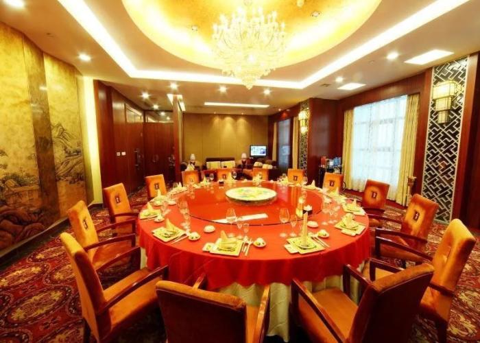 Penglai Huaxi Hotel