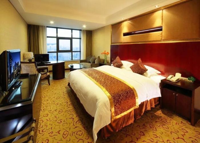Penglai Huaxi Hotel
