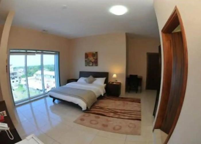 Murex Plaza Hotel & Suites