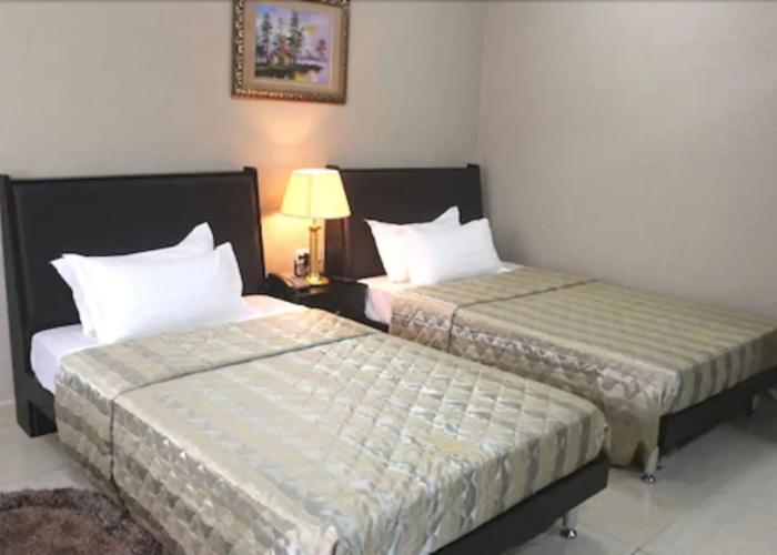 Corina Hotel