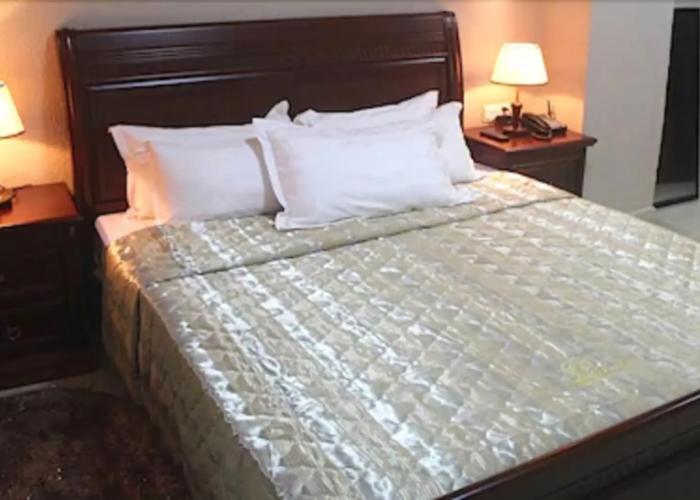 Corina Hotel