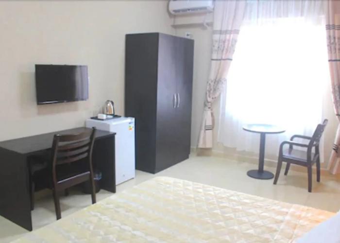 Corina Hotel