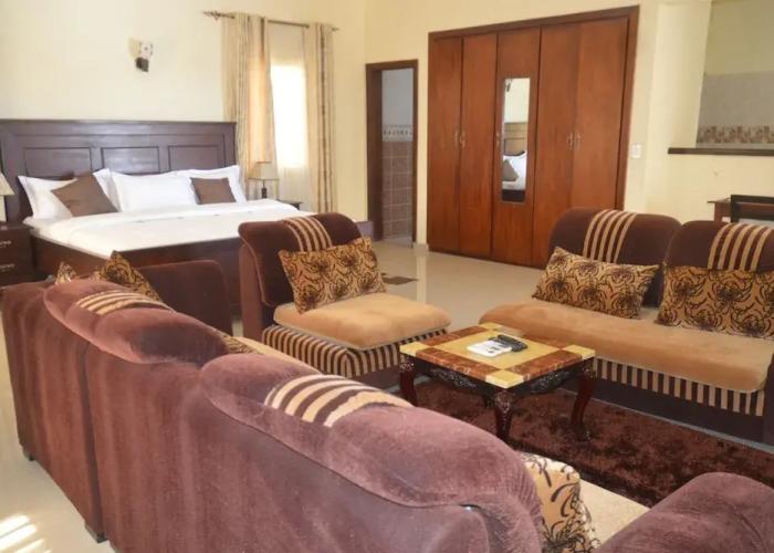 Bojelene Guest House