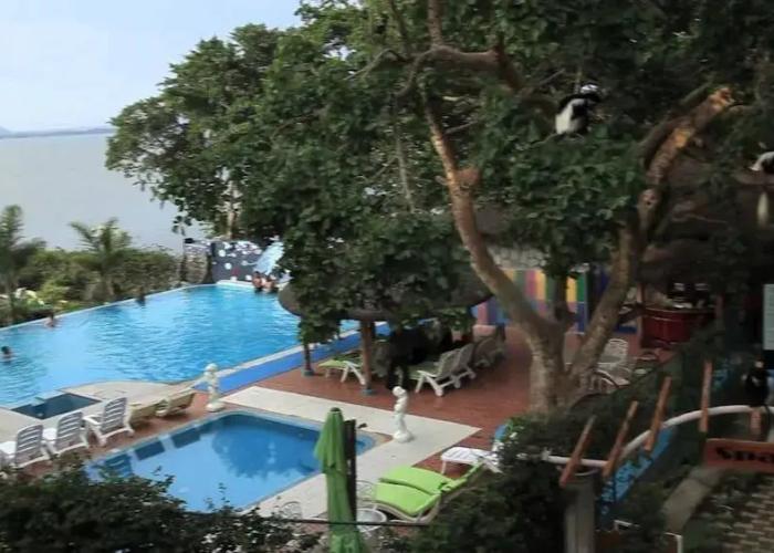 Lewi Resort and Spa