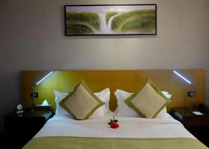 Rori Hotel