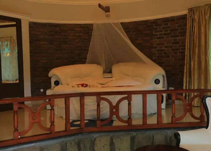 Lewi Resort and Spa
