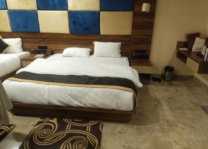 Poddar Residency