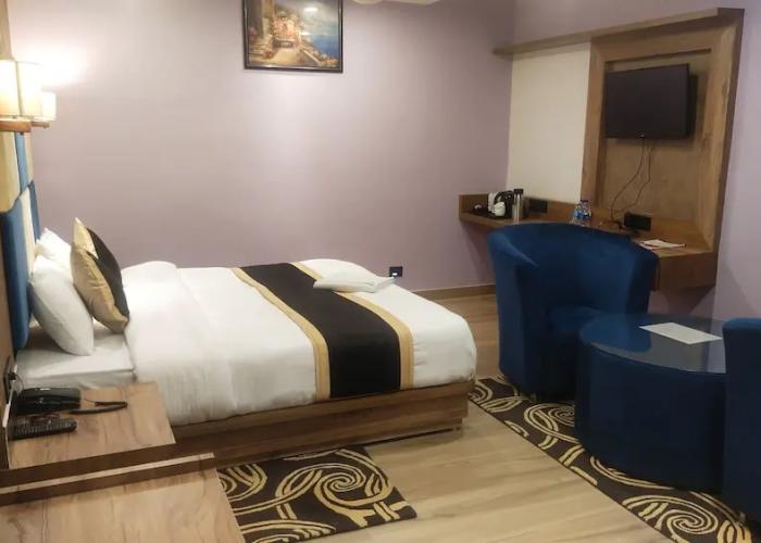 Poddar Residency