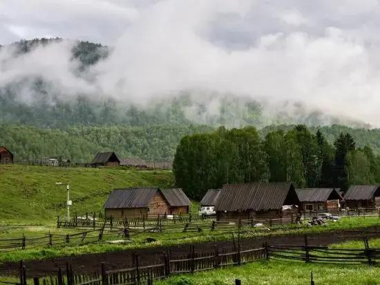 Hemu Open to the Mountain Homestay