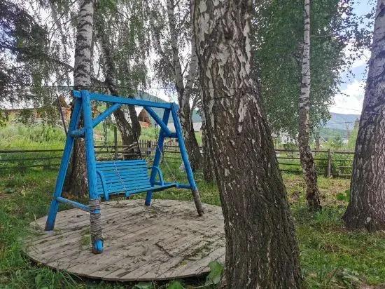 Hemu Open to the Mountain Homestay