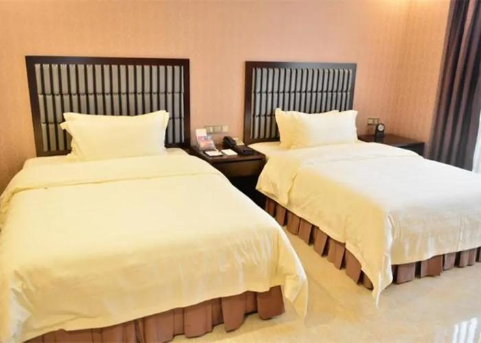 Aimoer Hotel